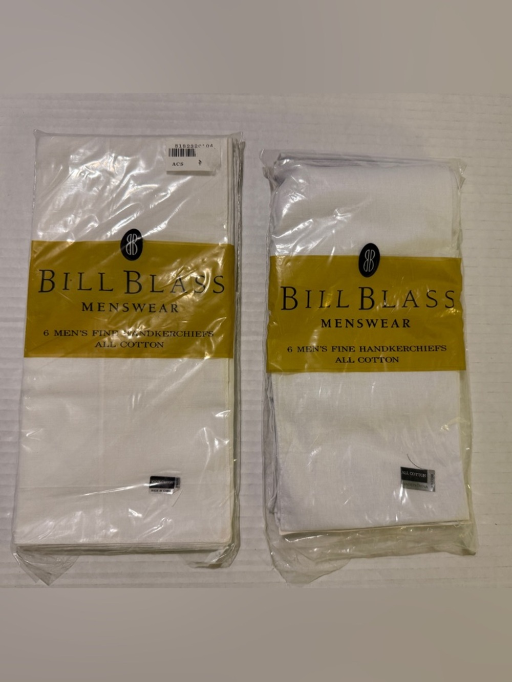 Bill Blass Mens Vintage NIP White All Cotton Menswear Fine Handkerchief 12pcs